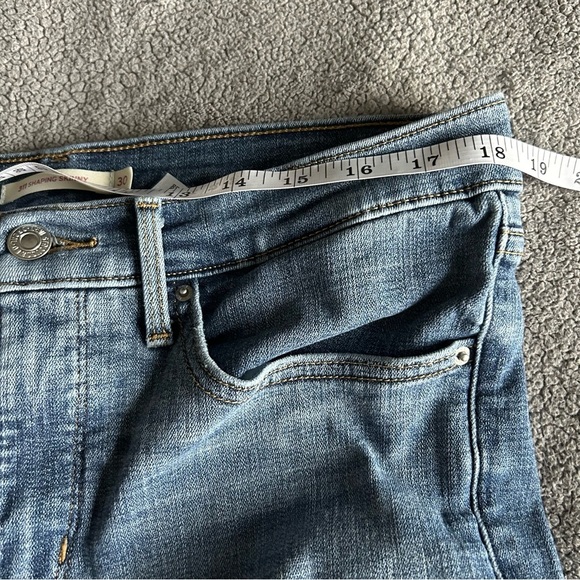 Levi's 311 Shaping Skinny Dark Wash Denim Casual Everyday Jeans with Sleek Fit - Picture 9 of 9